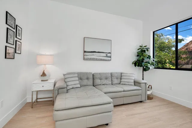Singer Island Residence photo 29