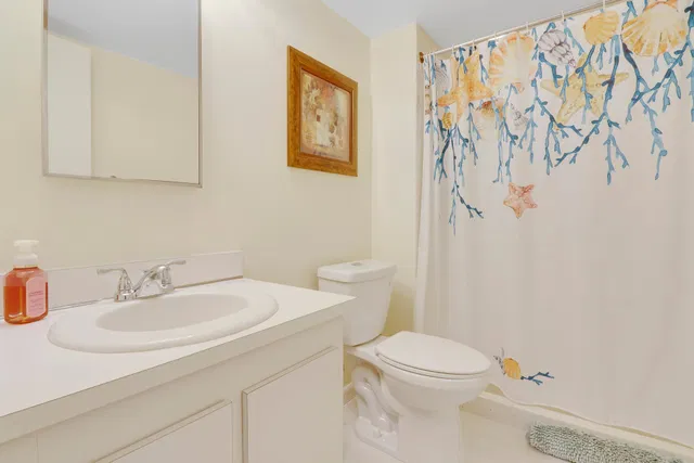 Unit 10-203 photo 23