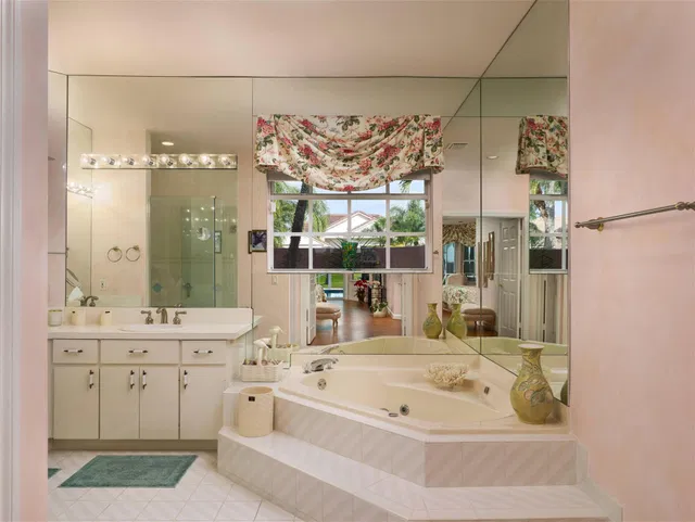 PGA National Palm Beach Gardens Residence photo 12