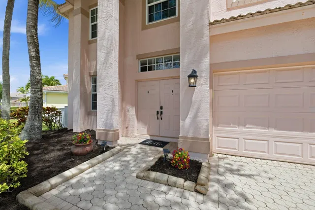  Residence photo 4