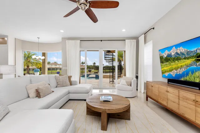 Saturnia Boca Raton Residence photo 9
