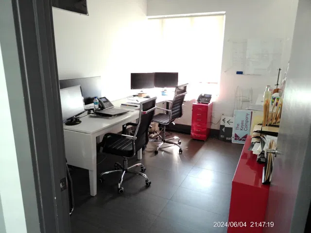 Residence photo 12