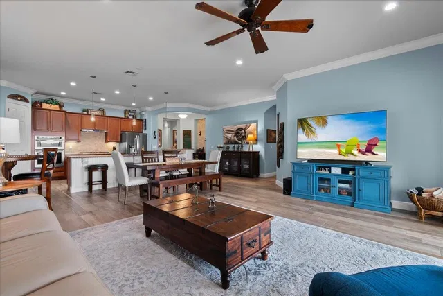 Residence photo 11