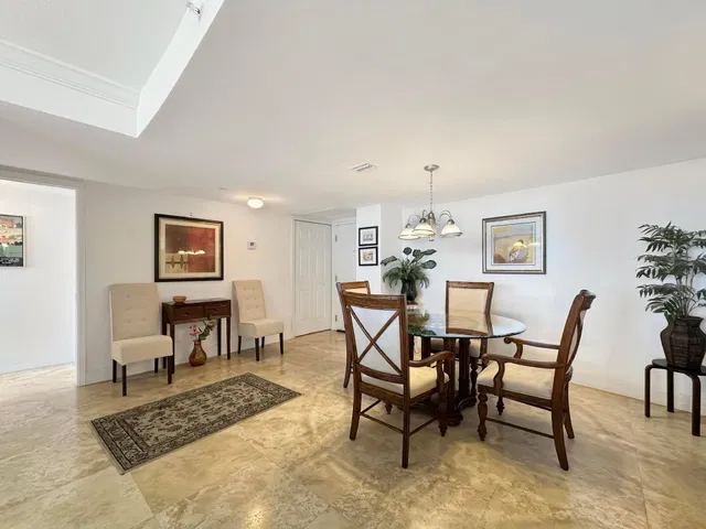 Tiara Singer Island Unit 40e photo 4