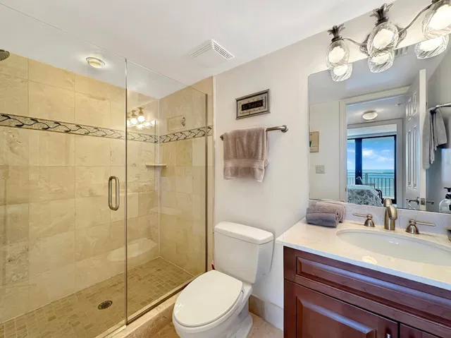 Tiara Singer Island Unit 40e photo 11