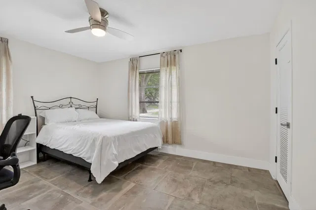 Residence photo 15