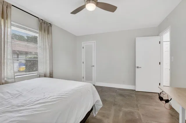 Residence photo 16