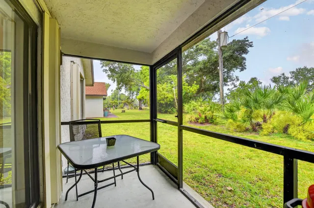 Residence photo 29