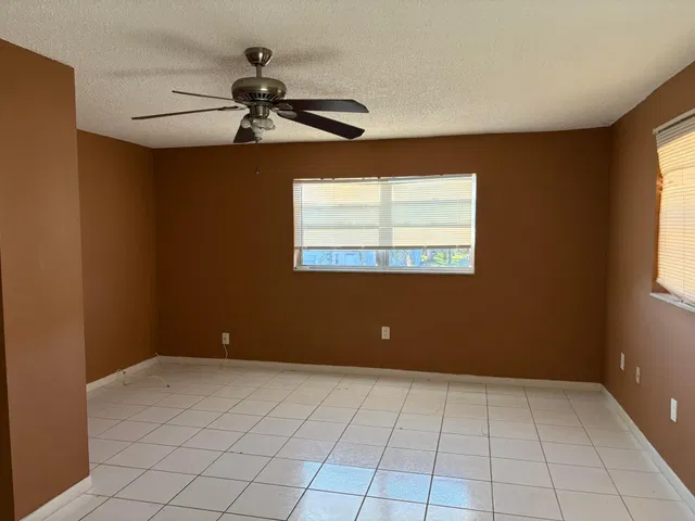 Boca Raton Unit 2460 photo 7