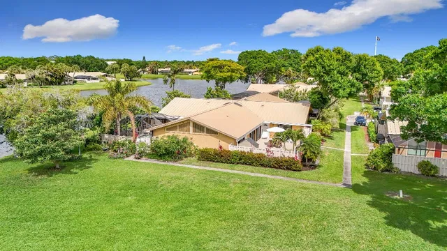 Old Palm Golf Club Residence photo 2