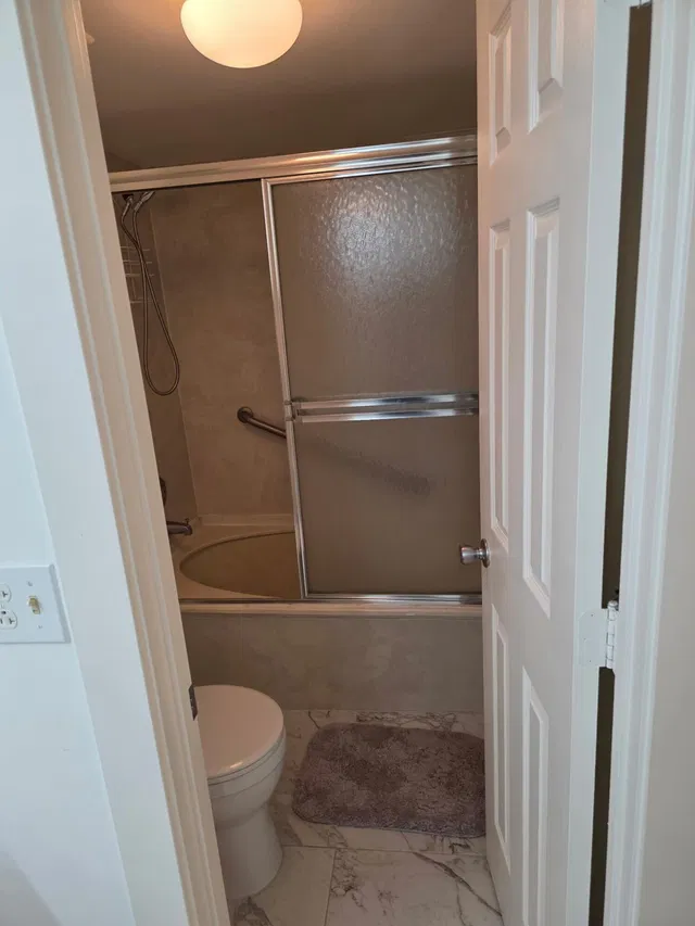 Unit 202 photo 15