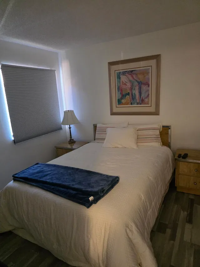 Unit 202 photo 21