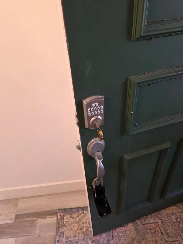 Unit 202 photo 25