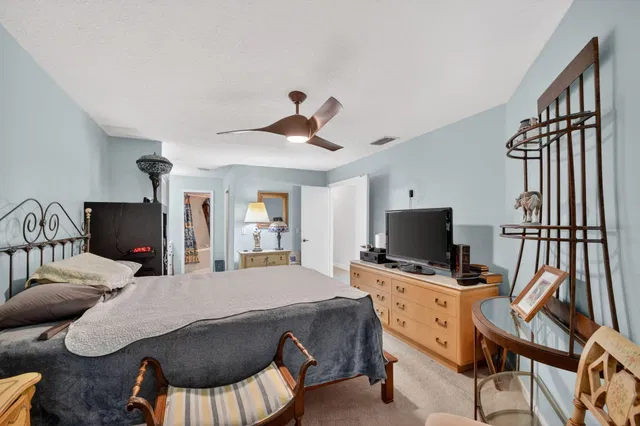 Residence photo 26