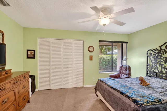 Residence photo 38