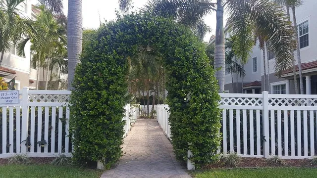 Residence photo 3