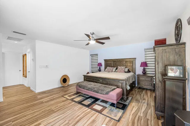 Residence photo 22