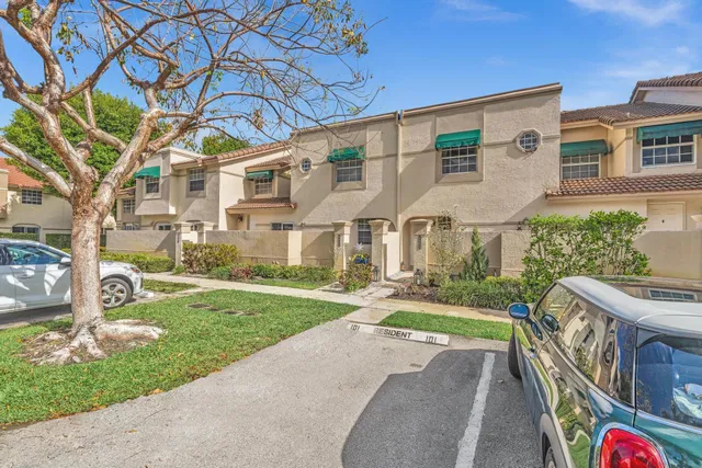 Residence photo 34