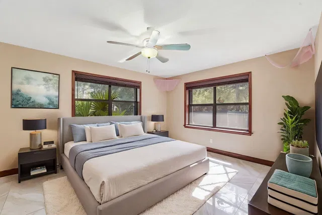 Residence photo 18