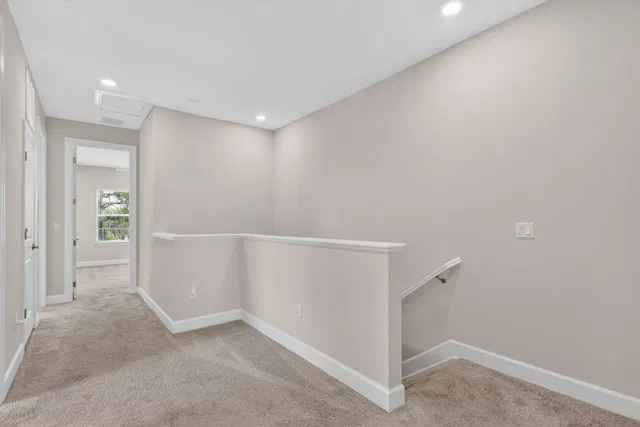 Residence photo 22