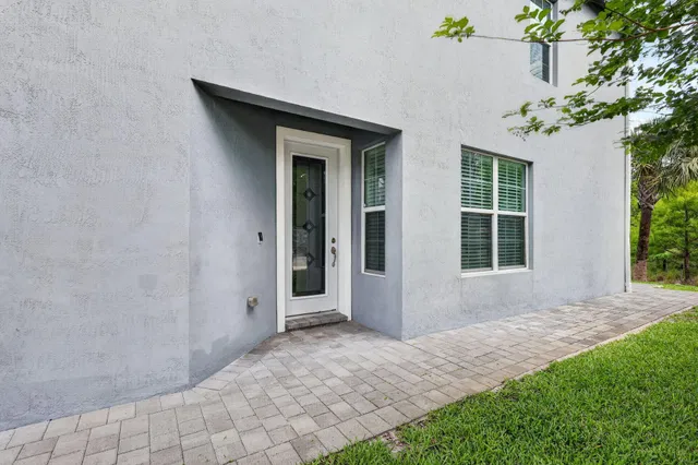 Residence photo 42