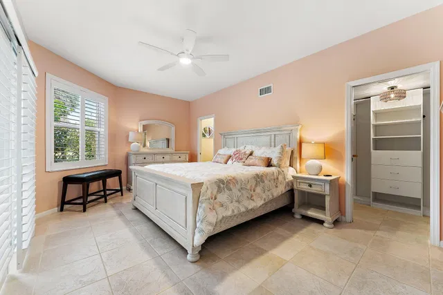 Residence photo 24