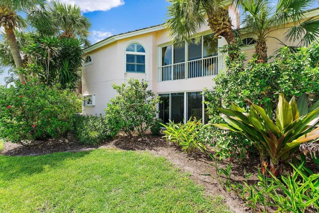 Residence photo 65
