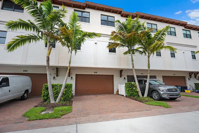 Alton Homes Palm Beach Gardens Residence photo 27