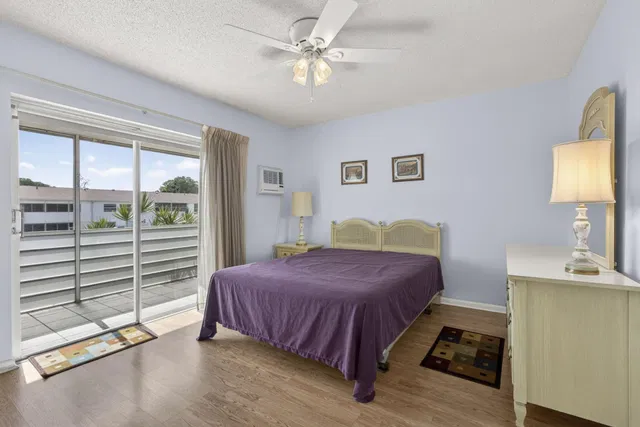  Unit 225 photo 17