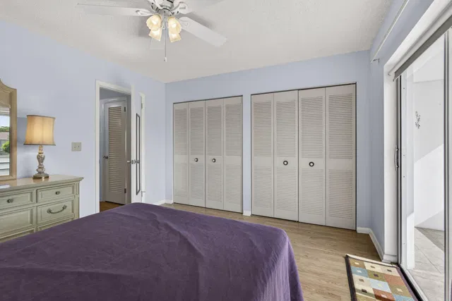  Unit 225 photo 18
