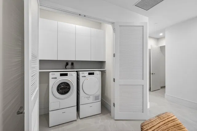 Nautilus 220 Unit 605 photo 17