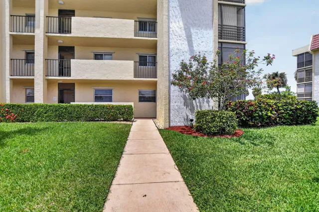 Unit 109 photo 44