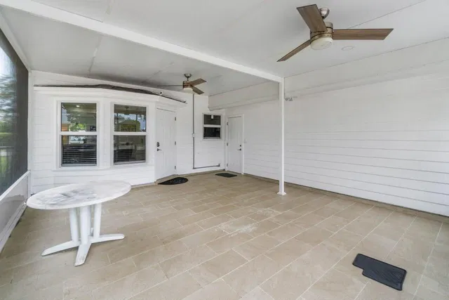 West Palm Beach Residence photo 31