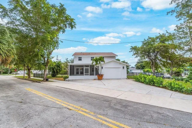 West Palm Beach Residence photo 35