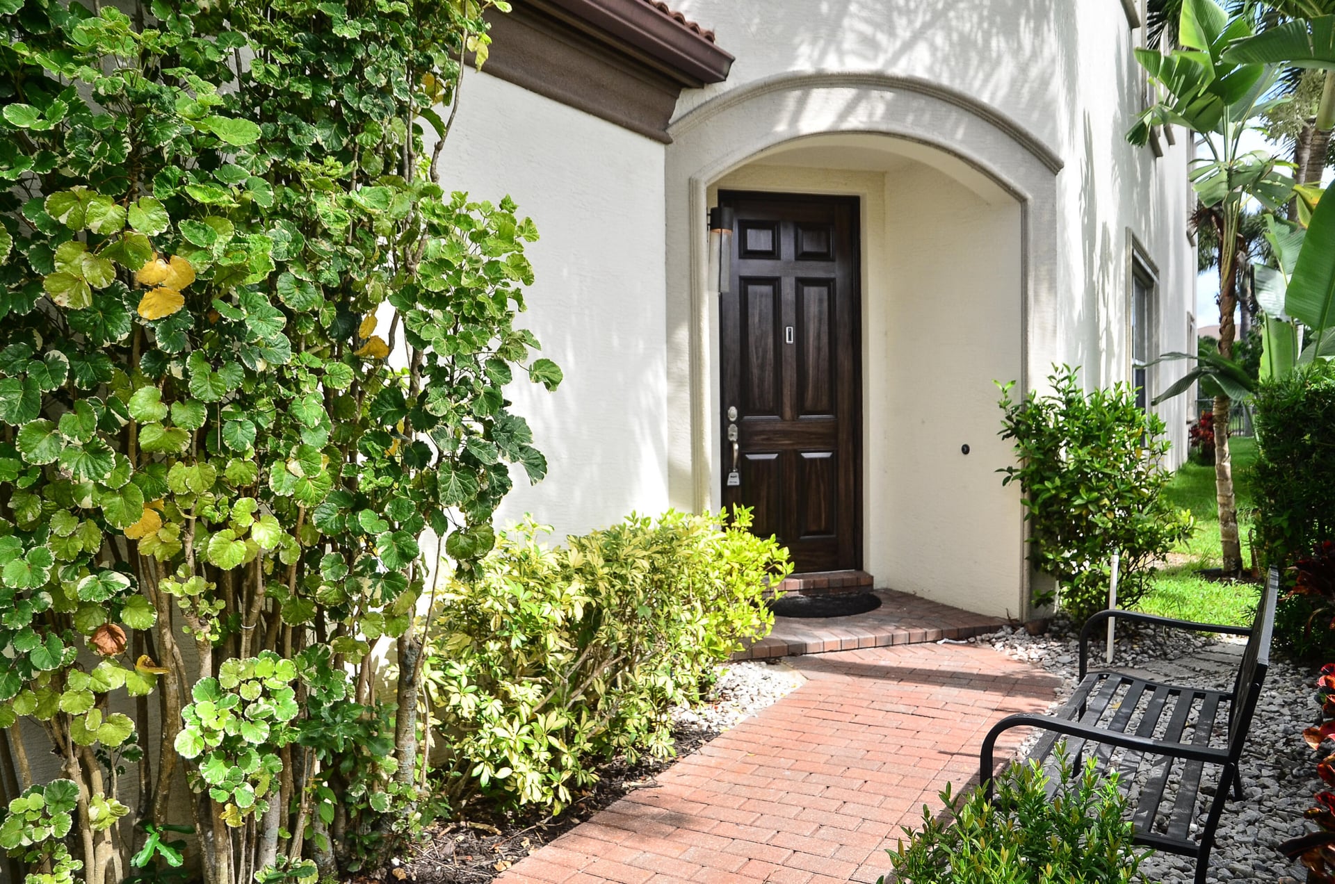 Residence photo 2