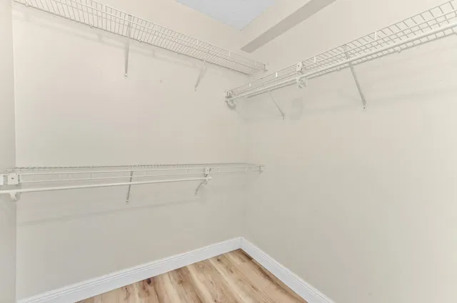 Unit 107 photo 20