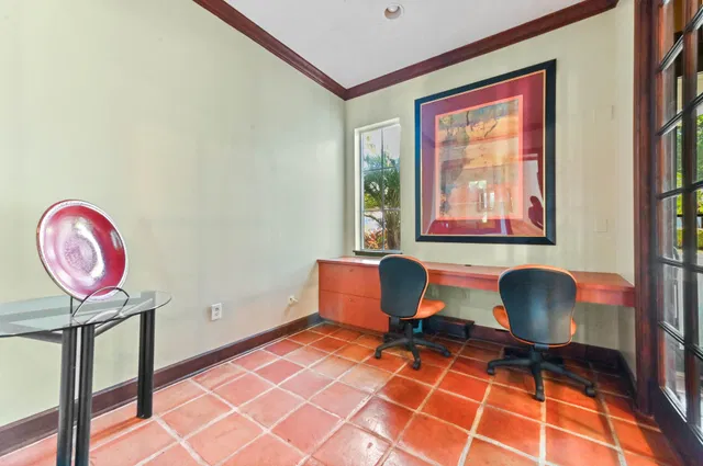 Unit 107 photo 39