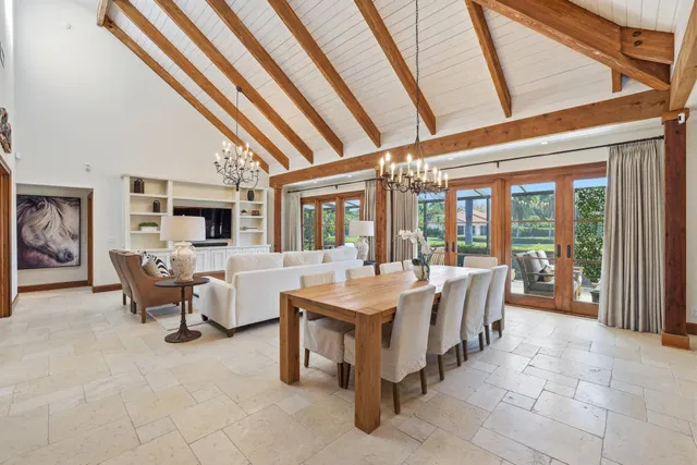 Pebblewood Residence photo 6