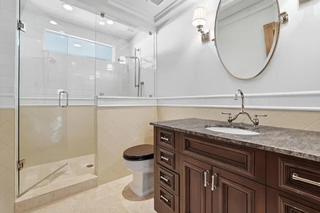 Pebblewood Residence photo 18