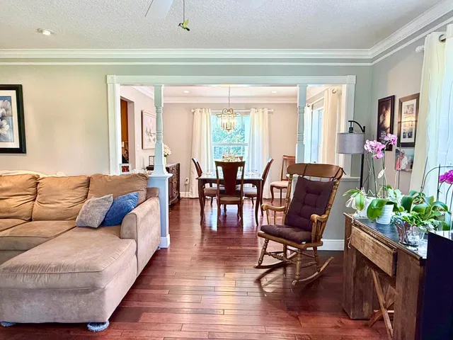  Residence photo 8
