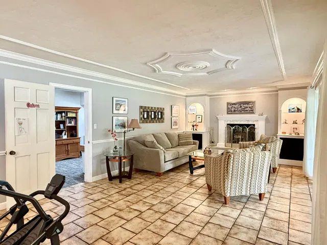  Residence photo 17