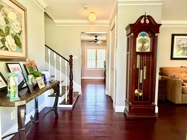  Residence photo 51