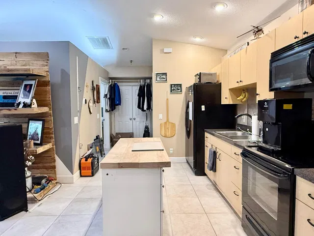  Residence photo 63