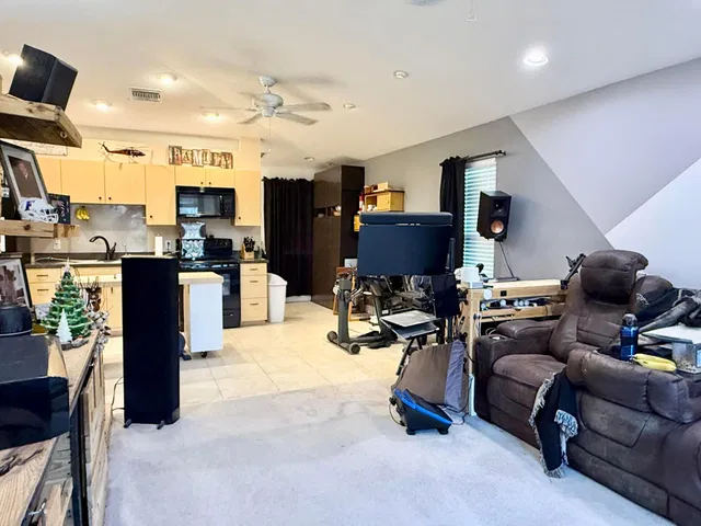  Residence photo 69