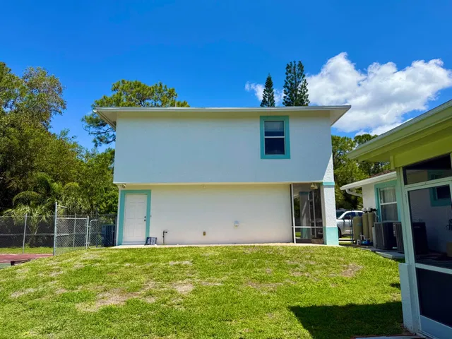  Residence photo 82