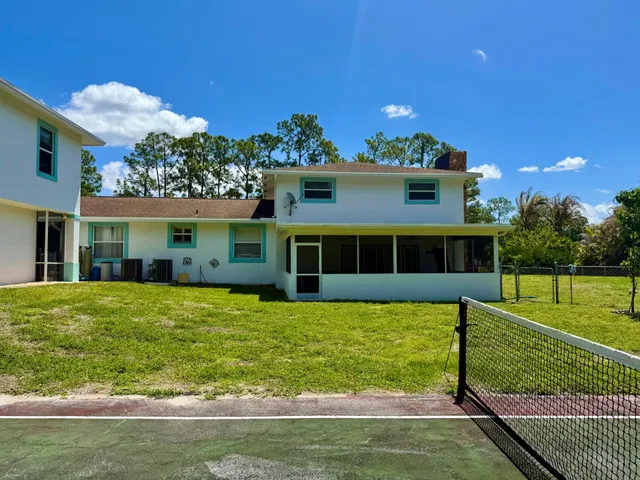  Residence photo 83