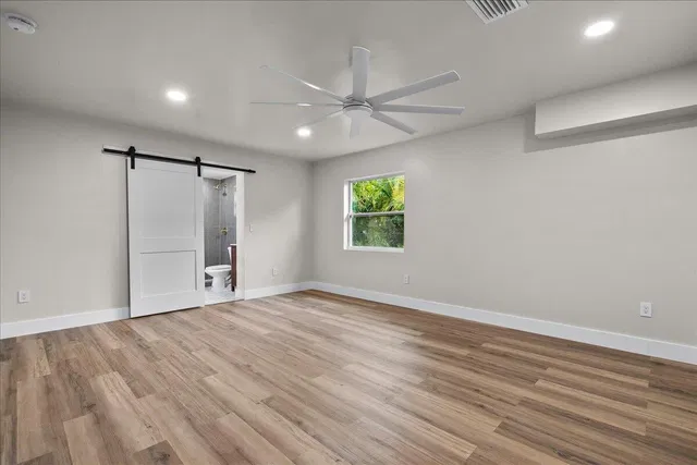 Residence photo 14