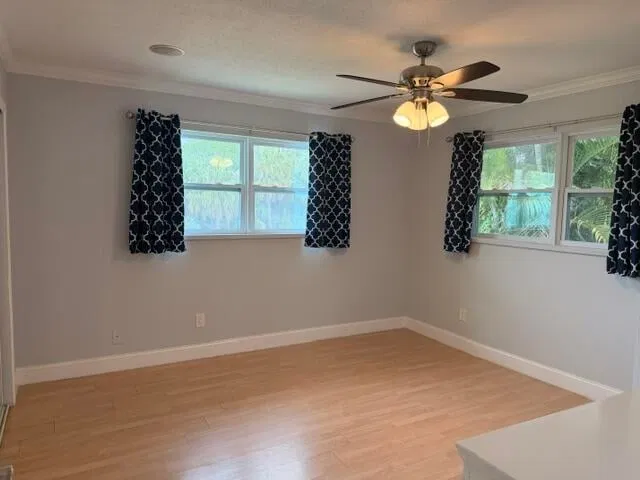 Residence photo 8