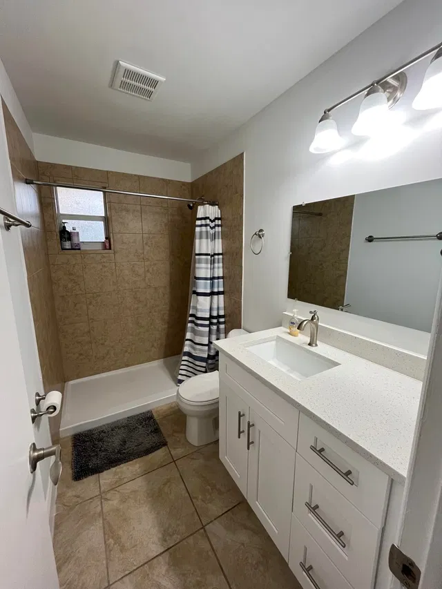 Residence photo 2