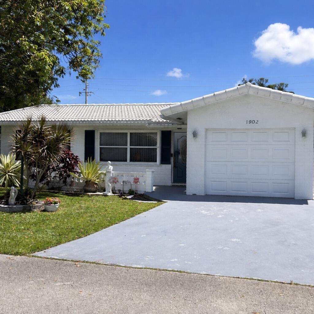 Residence photo 2